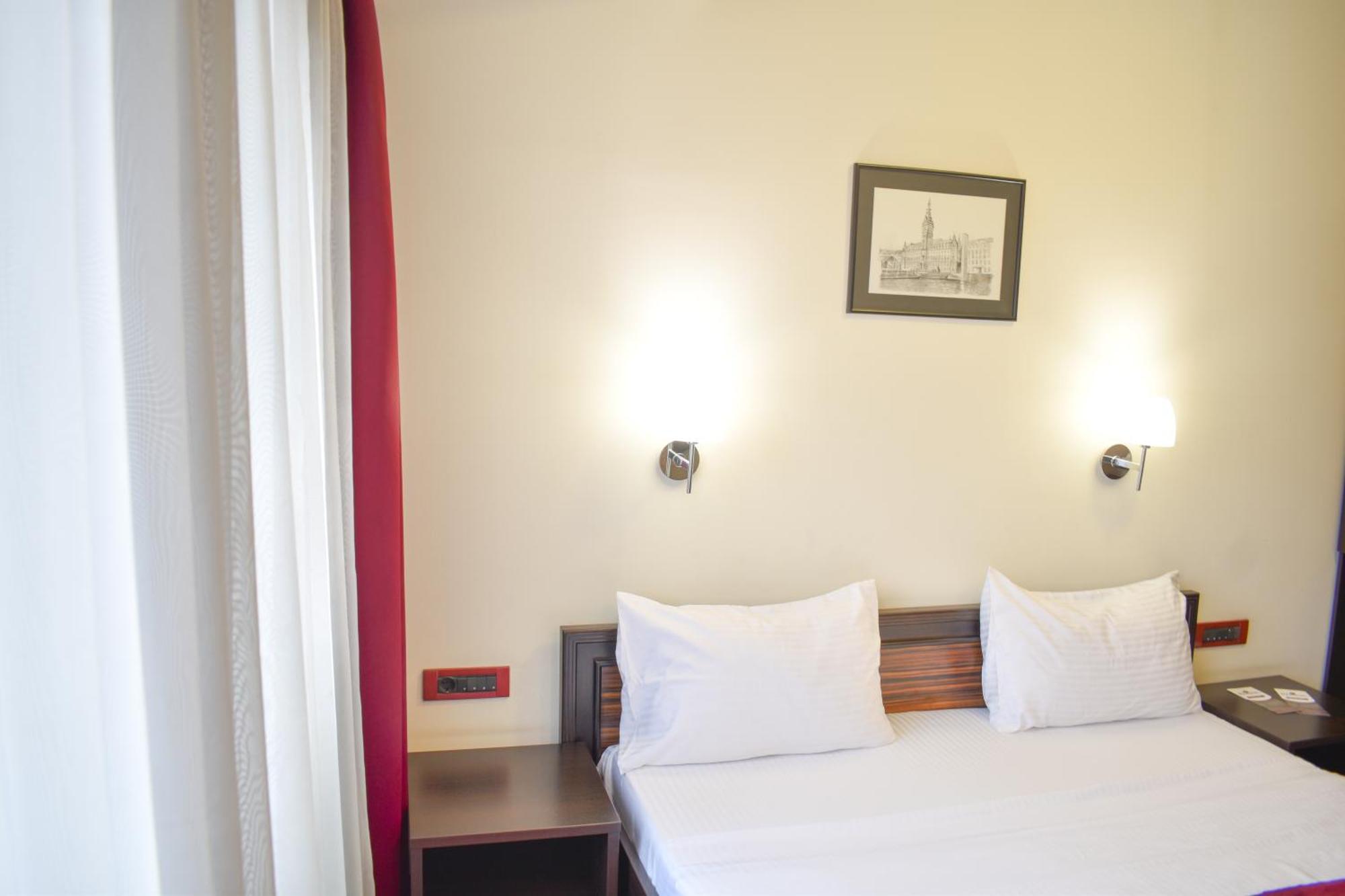 Hotel Hamburg สโกเปีย ภายนอก รูปภาพ